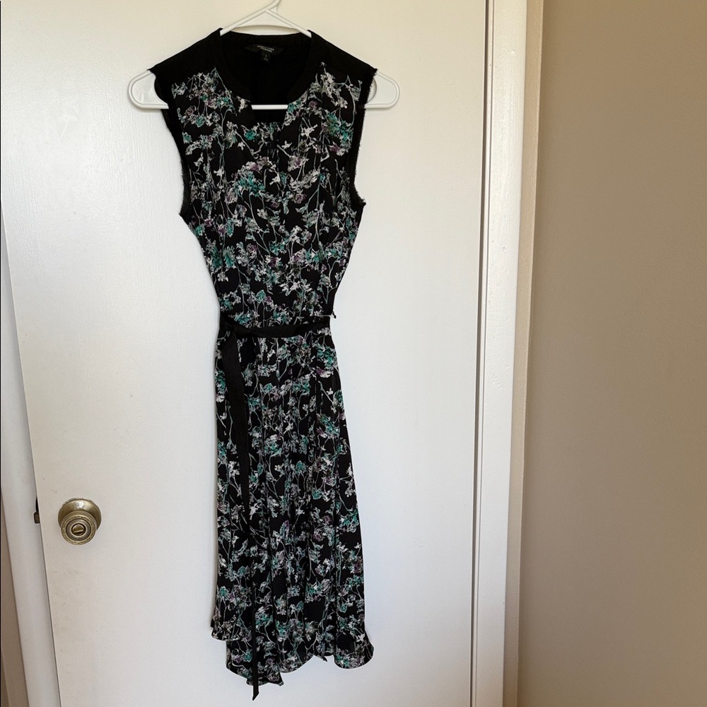 Simply Vera Vera Wang Black and Green Asymmetrical Dress